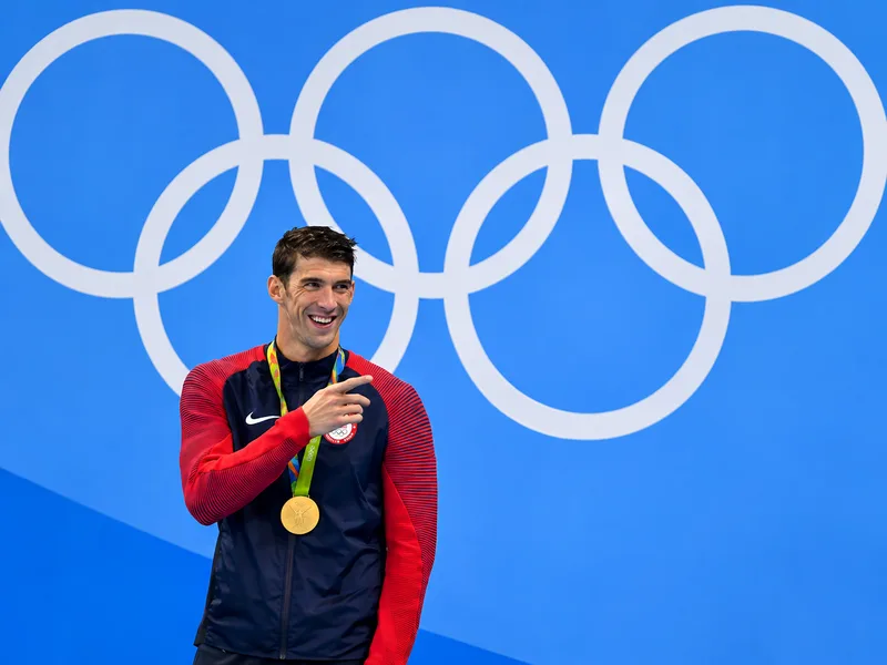 Michael Phelps ghi dấu lịch sử qua năm kỳ Olympic từ 2000 đến 2016.